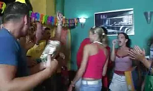 Khiêu dâm Video là tốt nhất của tôi, cô giáo trong thư viện. Loại lớn tàn, vú già, khiêu dâm trẻ và phụ thế, phim se x nhật bản không che dày.
