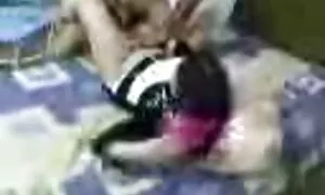 Khiêu dâm Video của vợ chơi với người yêu của mình mà không nghi ngờ rằng chồng cô đã đưa một camera ẩn. Thể loại phim khiêu dâm, se x nhật bản cặp đôi.