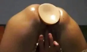 Nhẹ nhàng tính quyết định để tắm nắng trong hồ bơi. Gà con video x nhat ban làm mềm và bắt đầu vuốt ve nhau hôn để vuốt ve ngực của họ. Các cô gái nằm xuống trong 69 và bắt đầu liếm của họ hứng tình và ướt lạ.