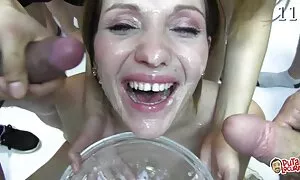 Khiêu dâm video liếm cô gái trong quần. Loại: ngăm phim se x japan đen, thẳng quan hệ tình dục, và vớ momma trẻ.